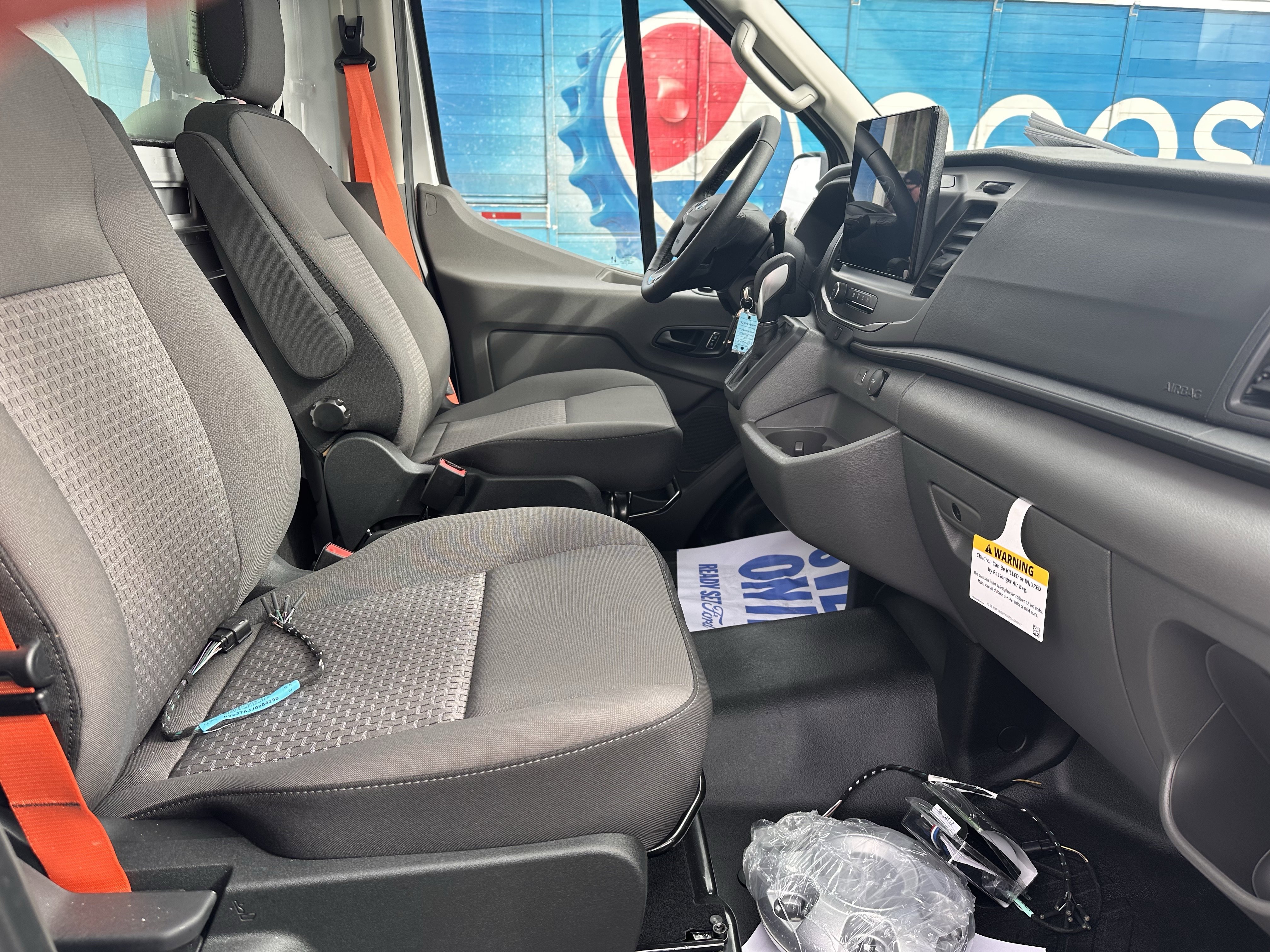 Used 2024 Oxford White Clearcoat Ford 16FT  Box Van image 12