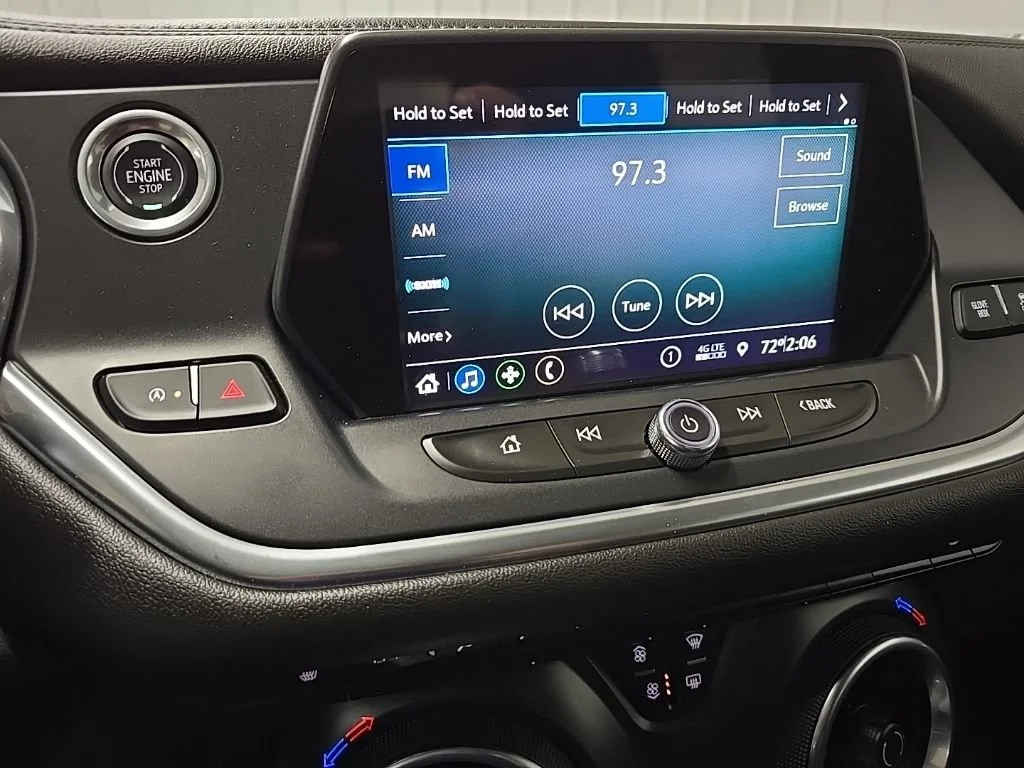 Used 2020 BLACK Chevrolet LT image 24