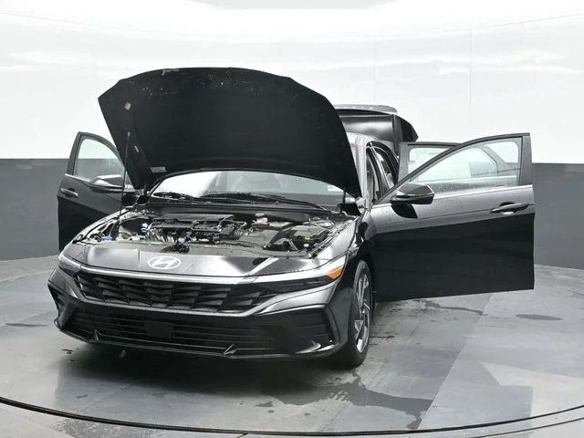 New 2026 Black Hyundai Limited image 30