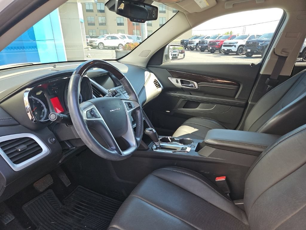Used 2016 WHITE FROST TRICOAT GMC Denali image 13
