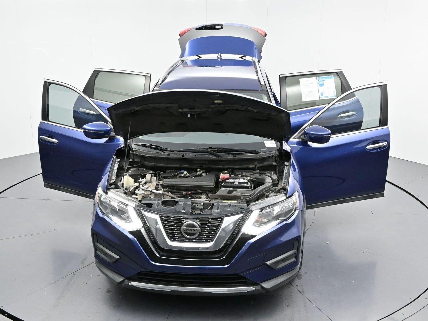 Used 2018 Caspian Blue Nissan SV image 44