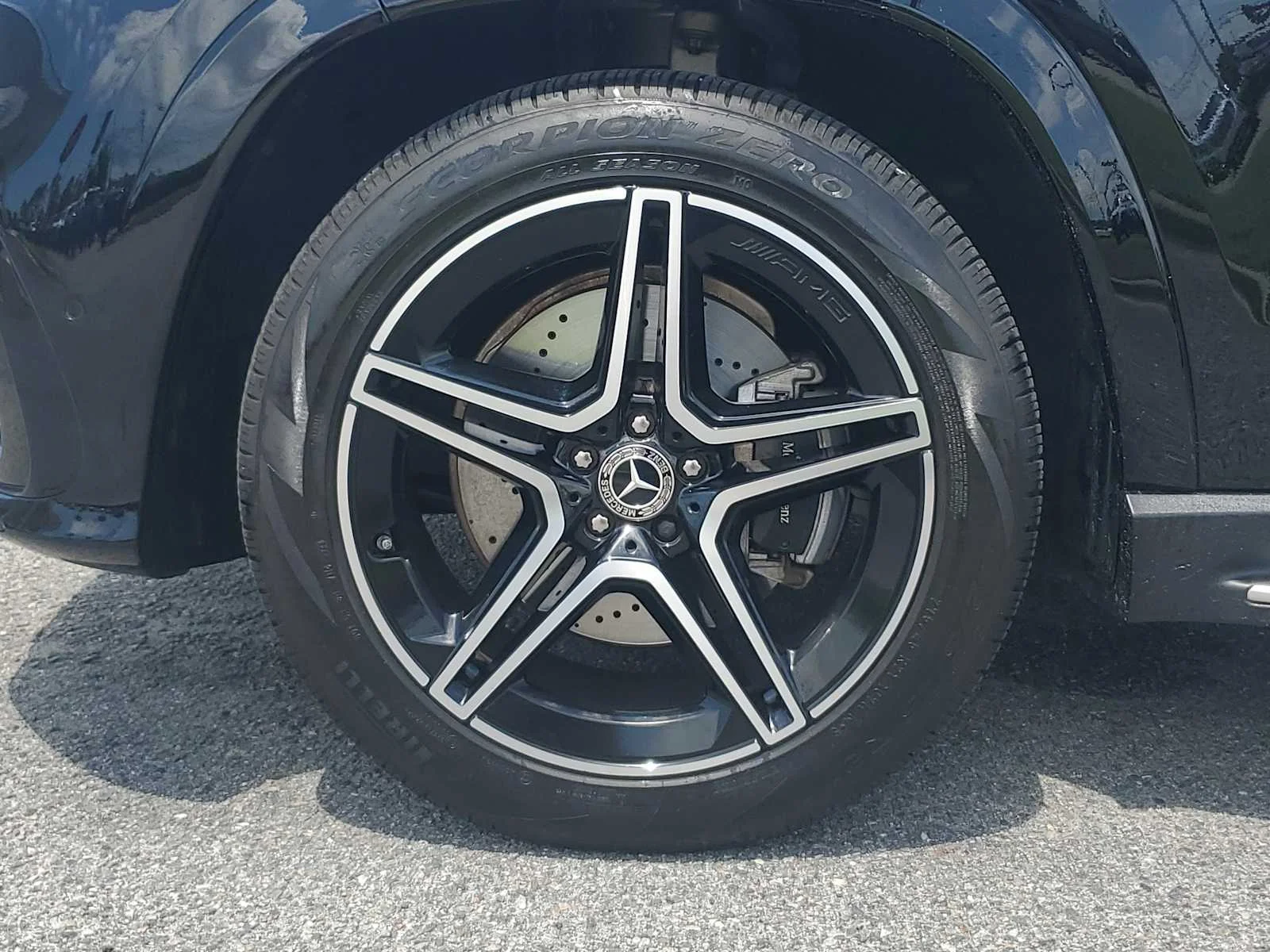 Used 2024  Mercedes-Benz GLS 450 image 10