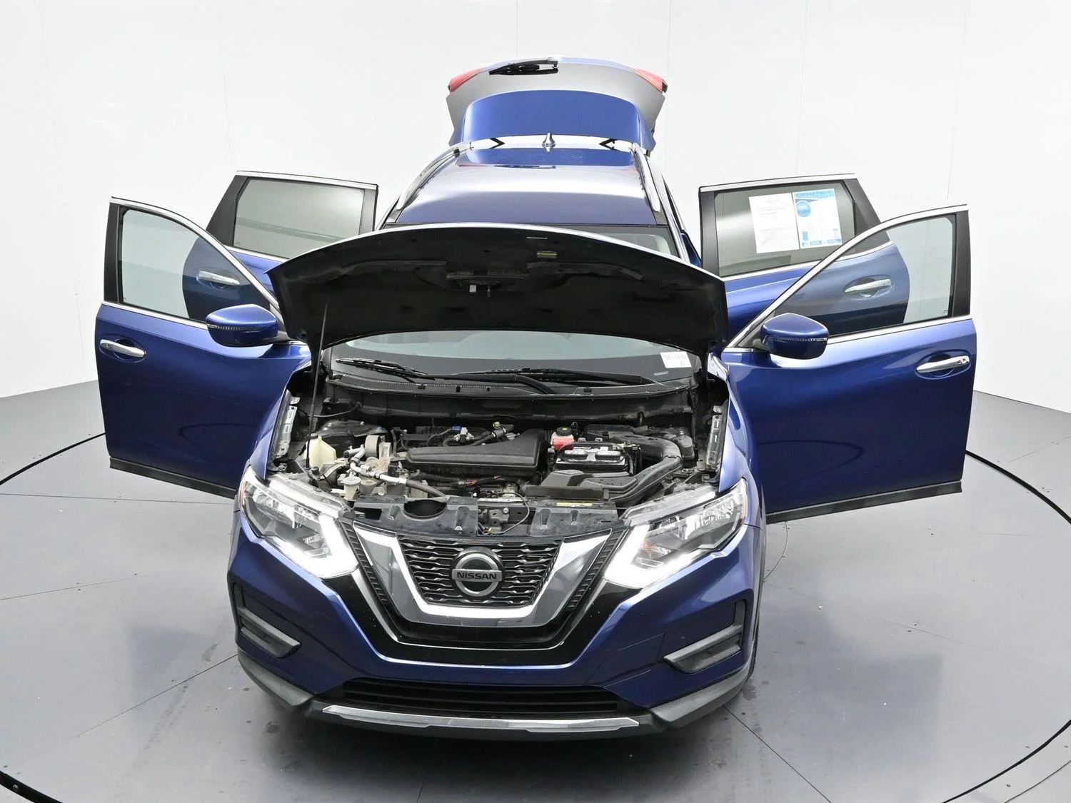 Used 2018 Caspian Blue Nissan SV image 44