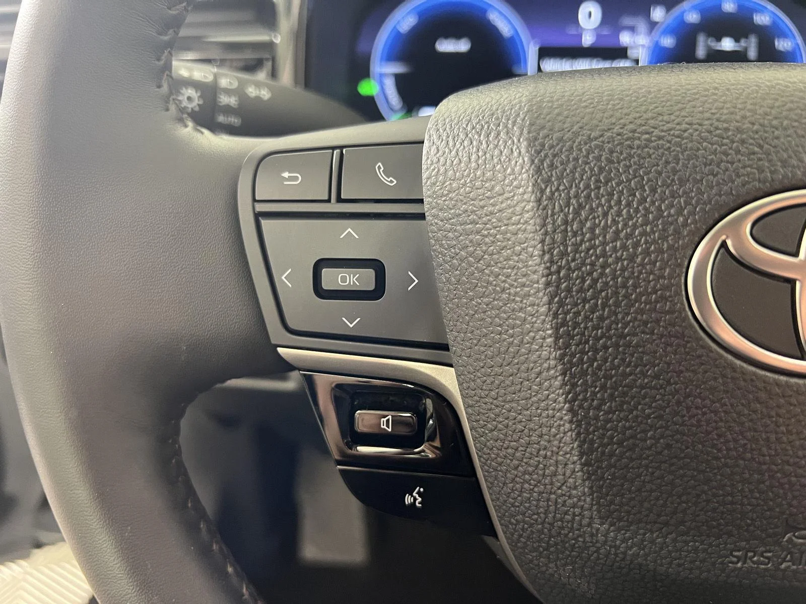 Used 2026 Underground Toyota XLE image 15