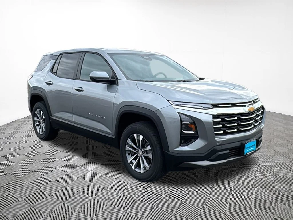 2026 Chevrolet Equinox LT - Photo 4