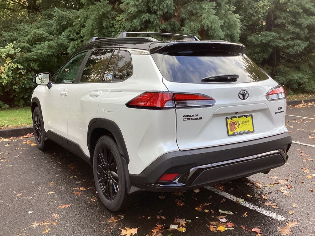 New 2026 Wind Chill Pearl with Jet Black roof Toyota Hybrid XSE image 2
