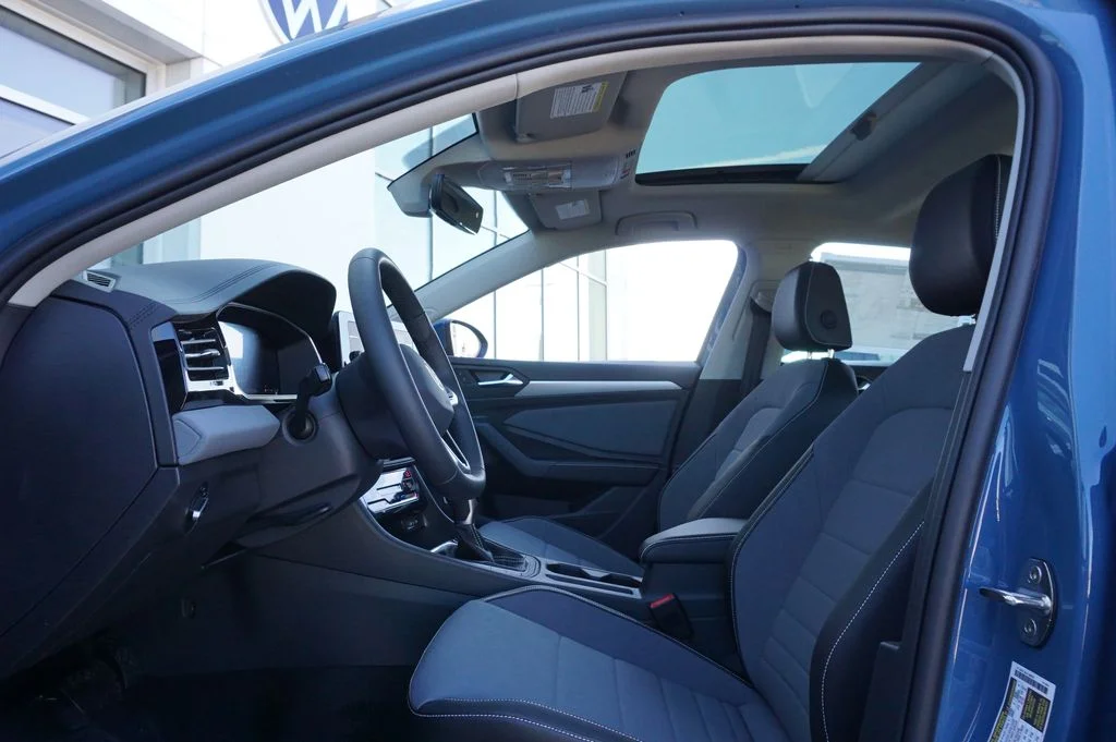 New 2026 Blue Volkswagen 1.5T SE image 21