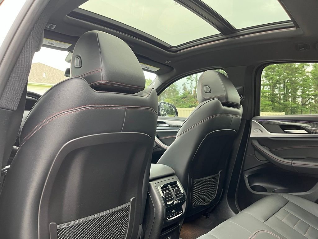 Used 2020 Alpine White BMW M40i image 26