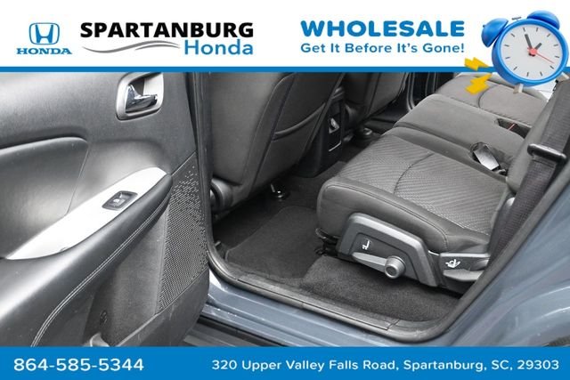 Used 2018 Gray Clearcoat Dodge SXT image 16