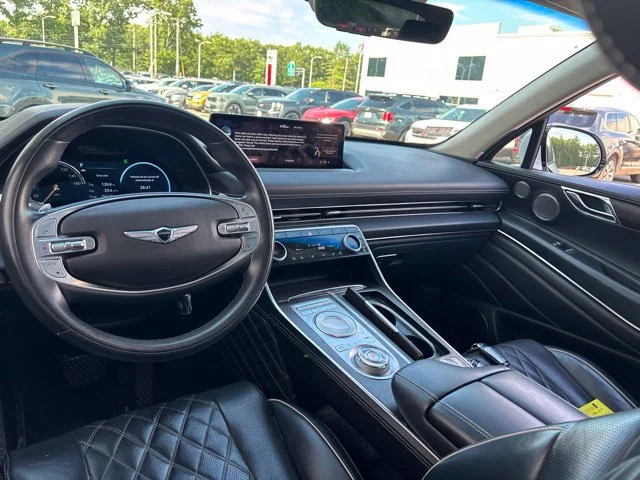 Used 2021 White Genesis 3.5T Prestige image 13