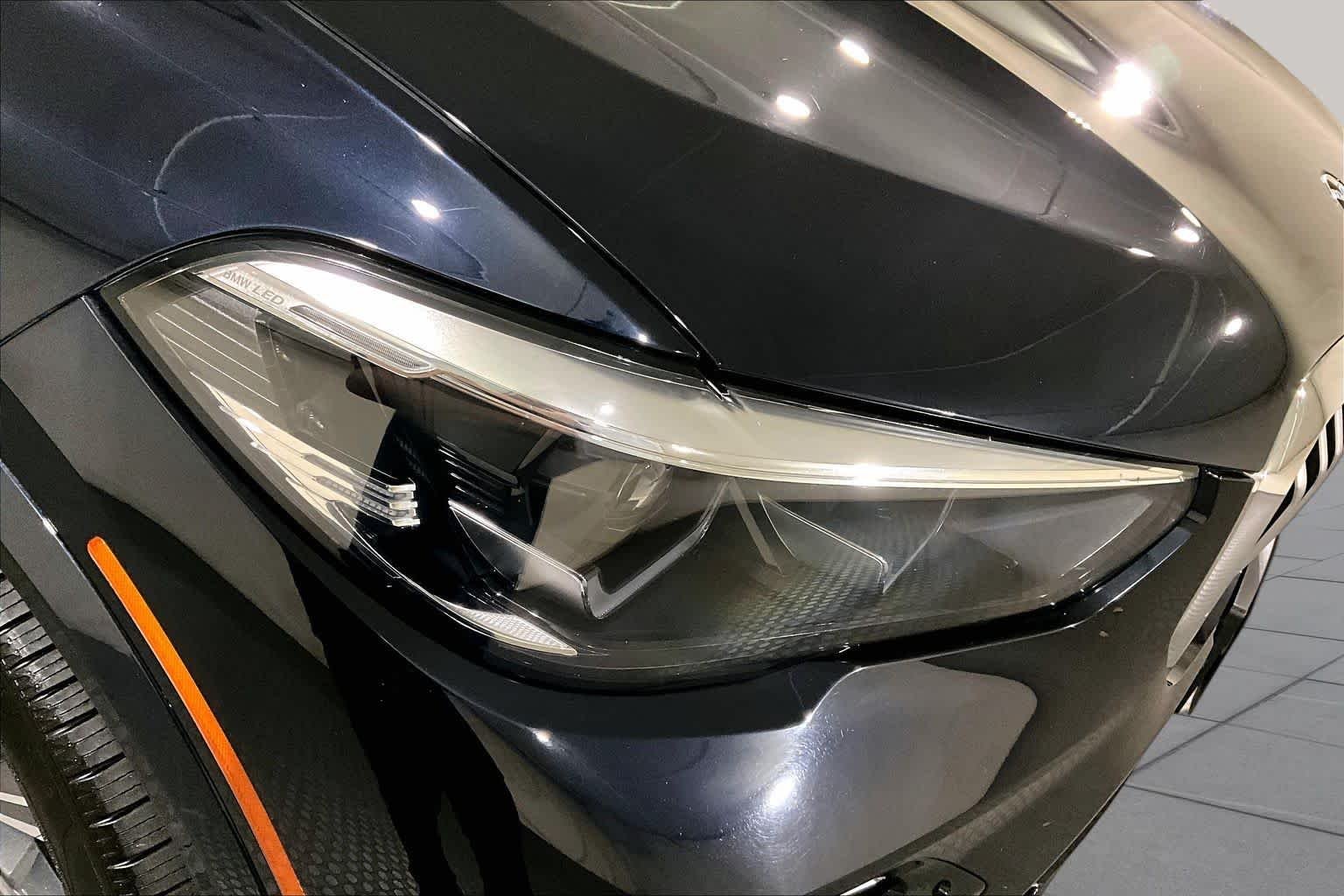 Used 2021 Carbon Black Metallic BMW xDrive40i image 52