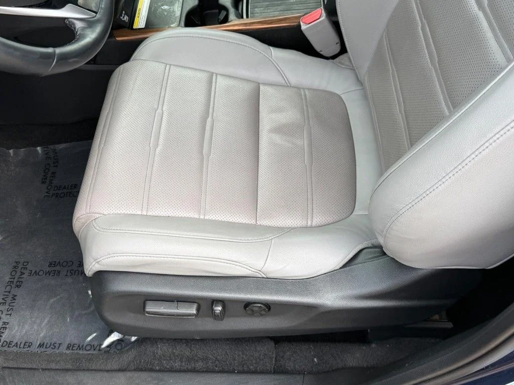 Used 2022 Blue Honda Touring image 18