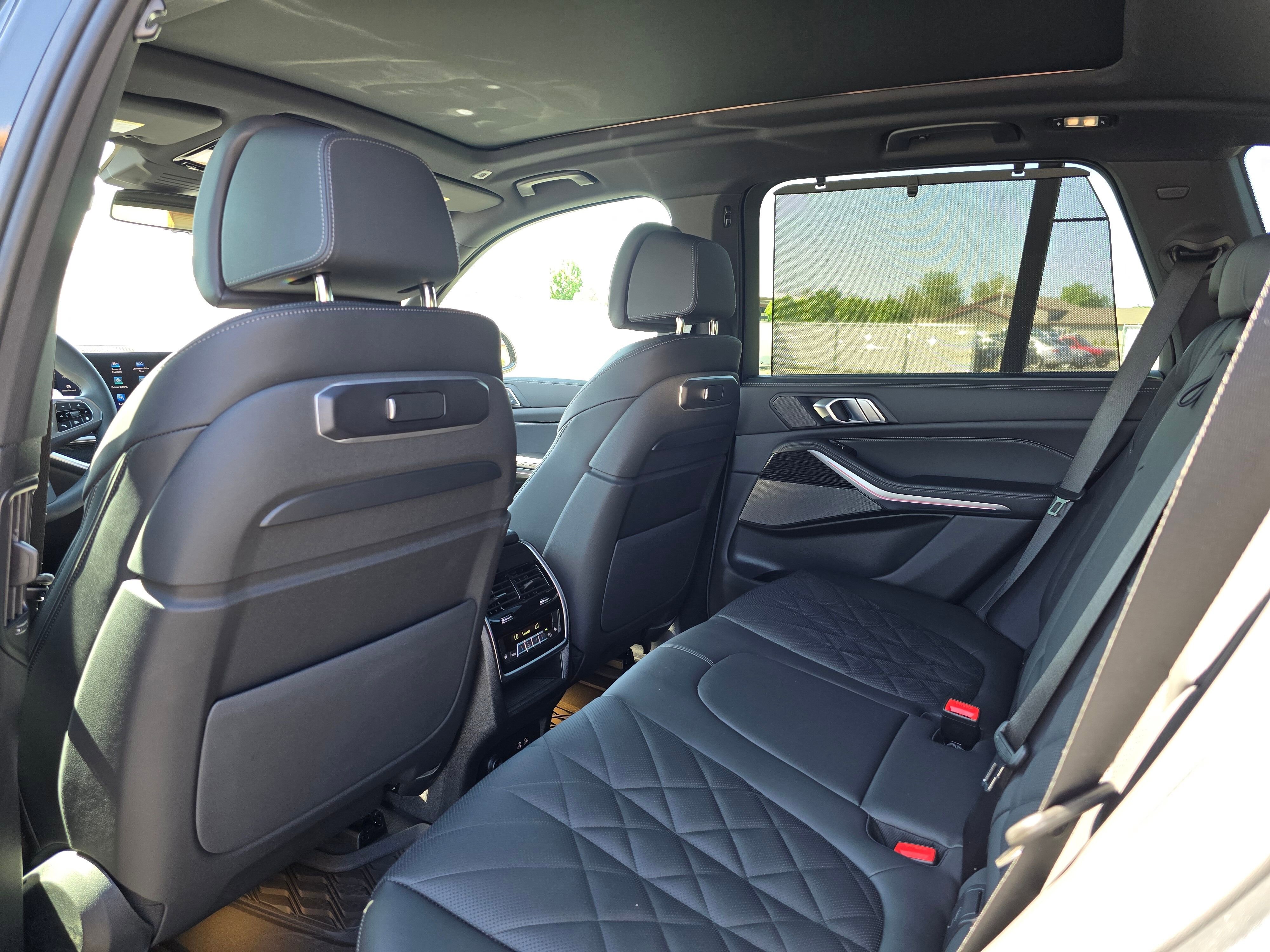 New 2026 Dravit Grey Metallic BMW xDrive40i image 44