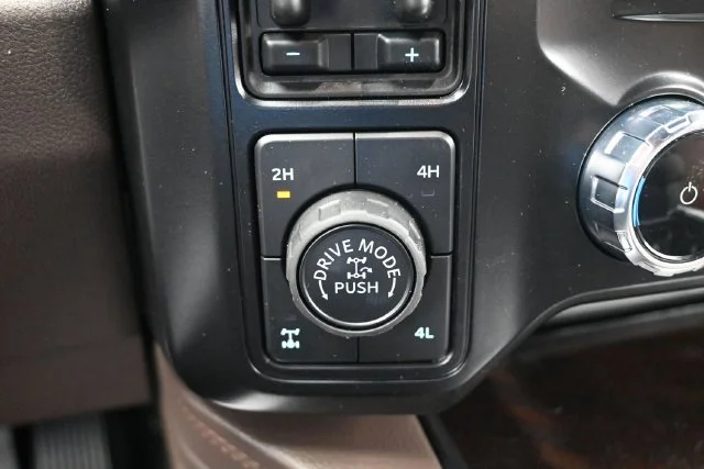 New 2027 Marsh Gray Metallic Ford F-250® King Ranch® image 16