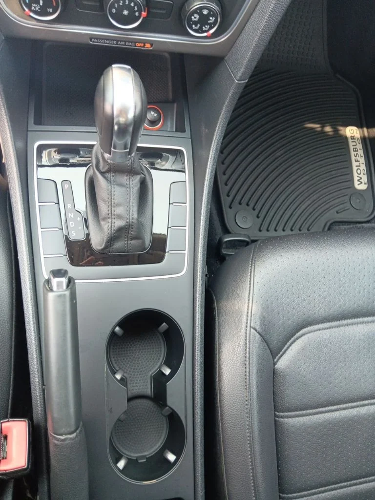 Used 2014 Red Volkswagen 1.8T Wolfsburg Edition image 23