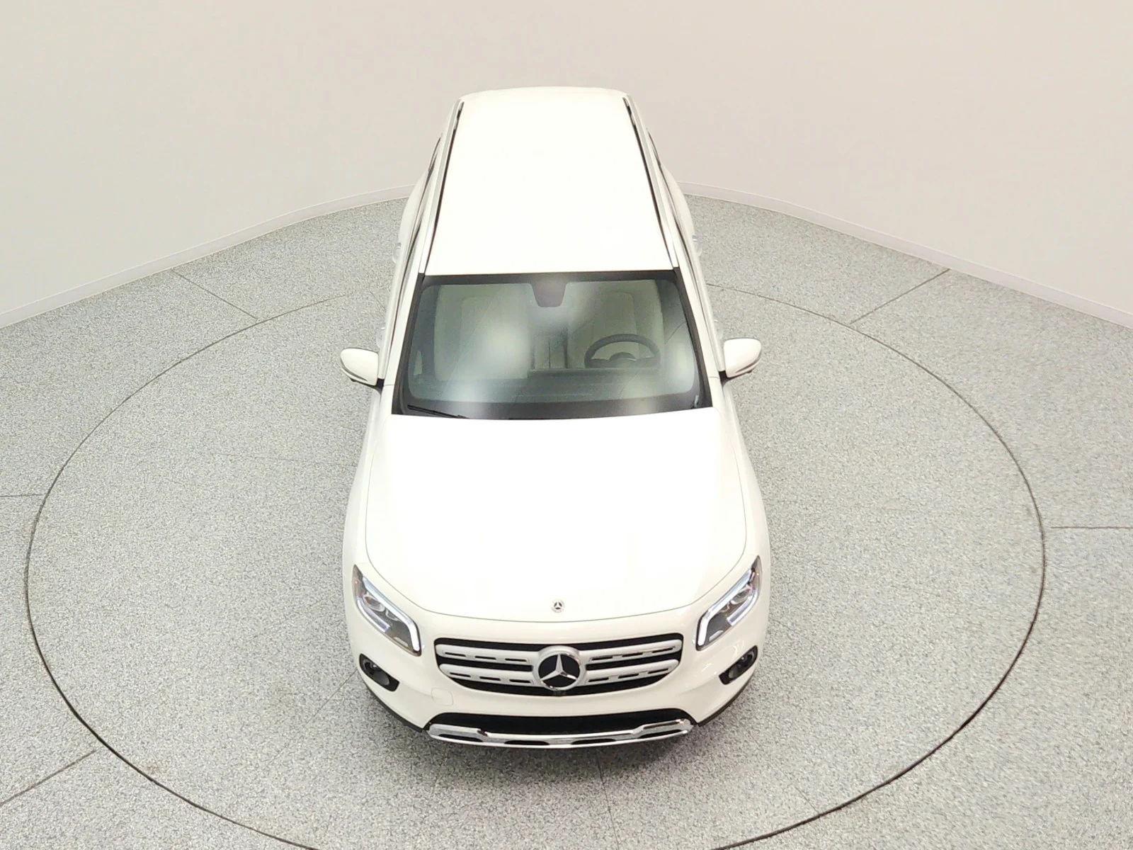 Used 2022 Polar White Mercedes-Benz GLB 250 SUV image 23