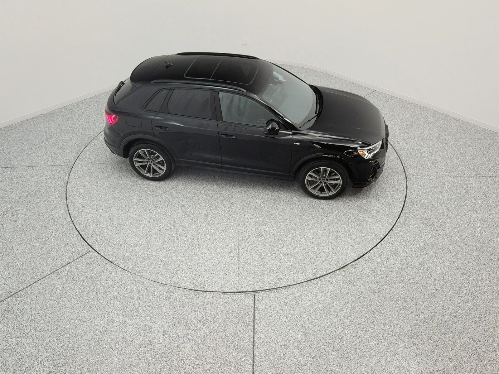 Used 2025 Mythos Black Metallic Audi S line Premium image 12
