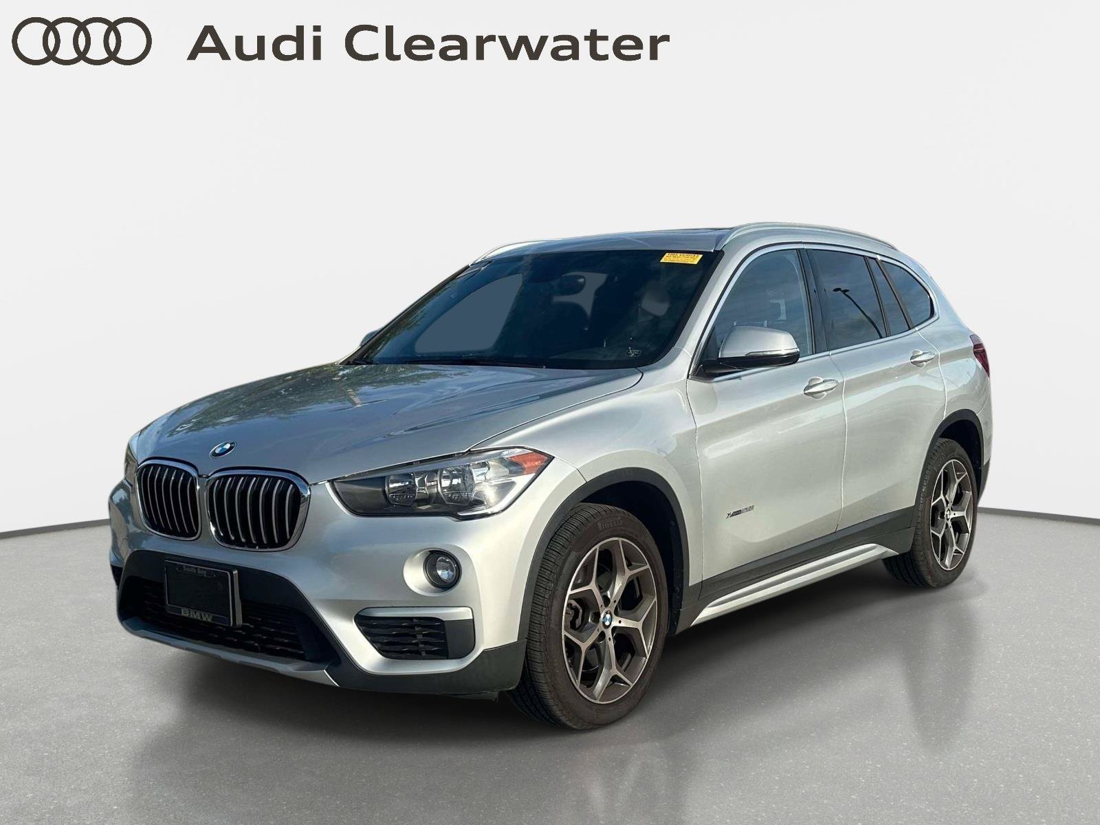 Used 2018 Glacier Silver Metallic BMW xDrive28i image 1