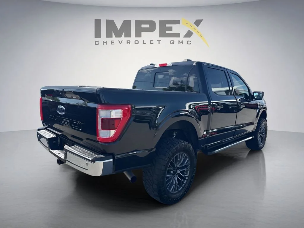 Used 2022  Ford XL image 5