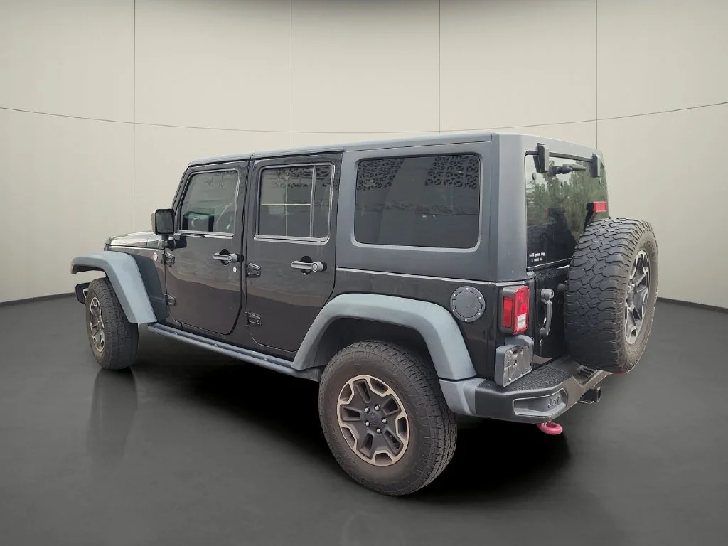 Used 2015 Black Jeep Unlimited Rubicon image 5