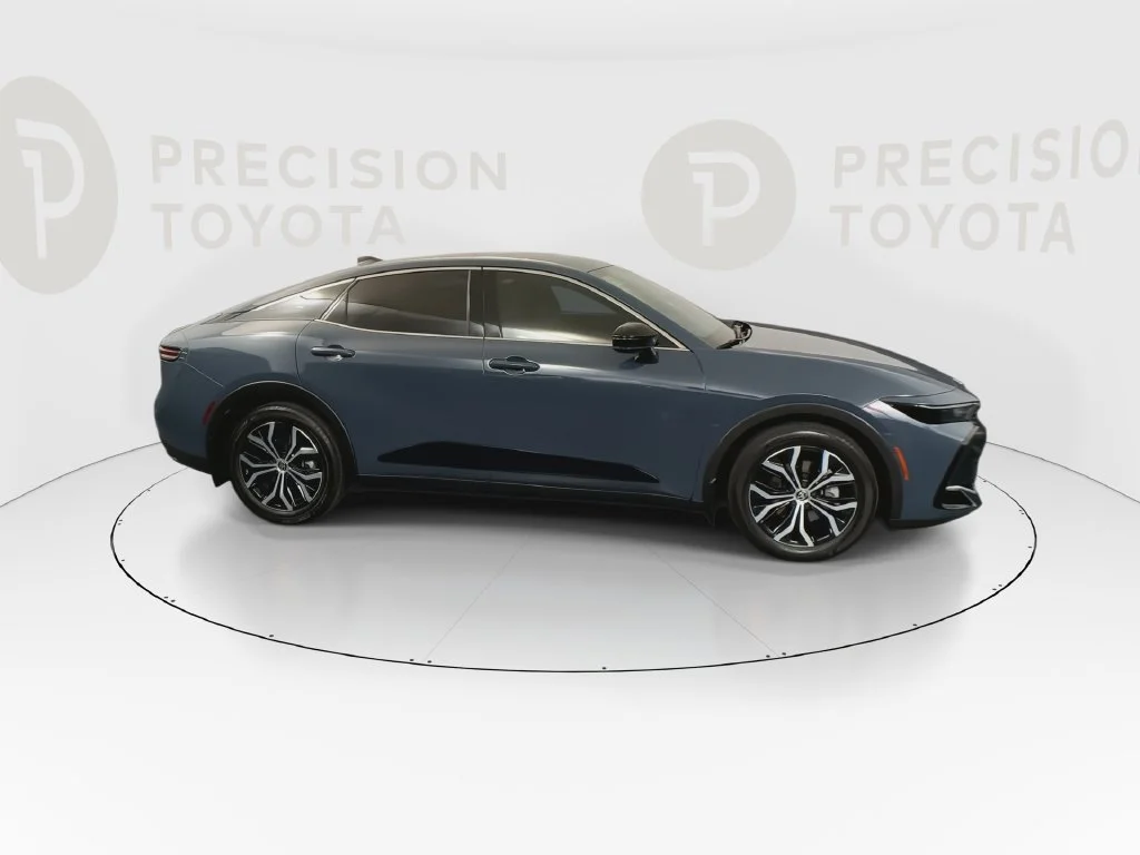 Certified Used 2026 Cloud Toyota XLE image 24