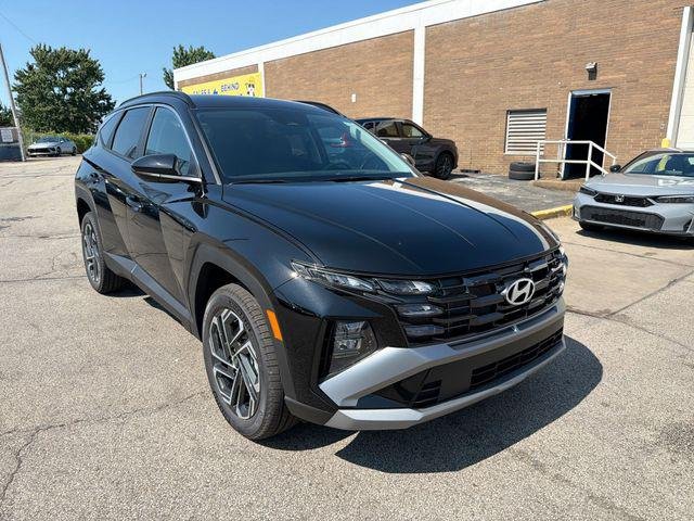 New 2026 Black Hyundai SEL Plus AWD image 11