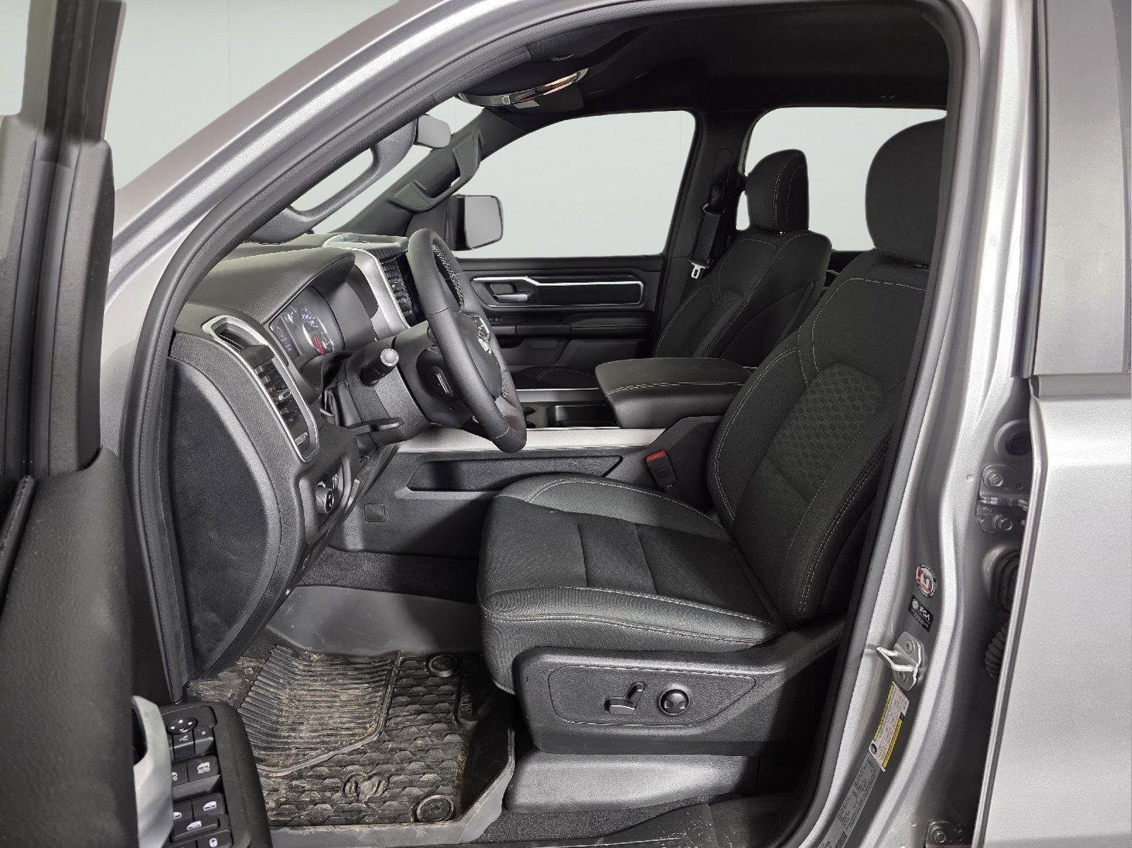 2025 RAM 1500 Big Horn/Lone Star - Photo 14