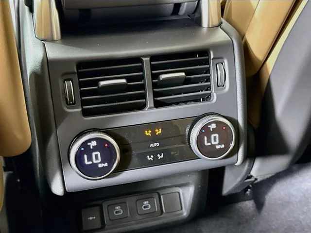 New 2026 Varesine Blue Land Rover Dynamic SE image 27