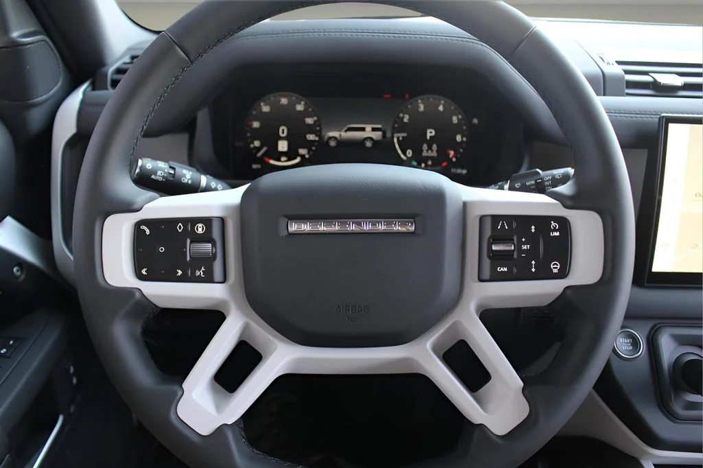2025 Land Rover Defender X-Dynamic SE - Photo 20