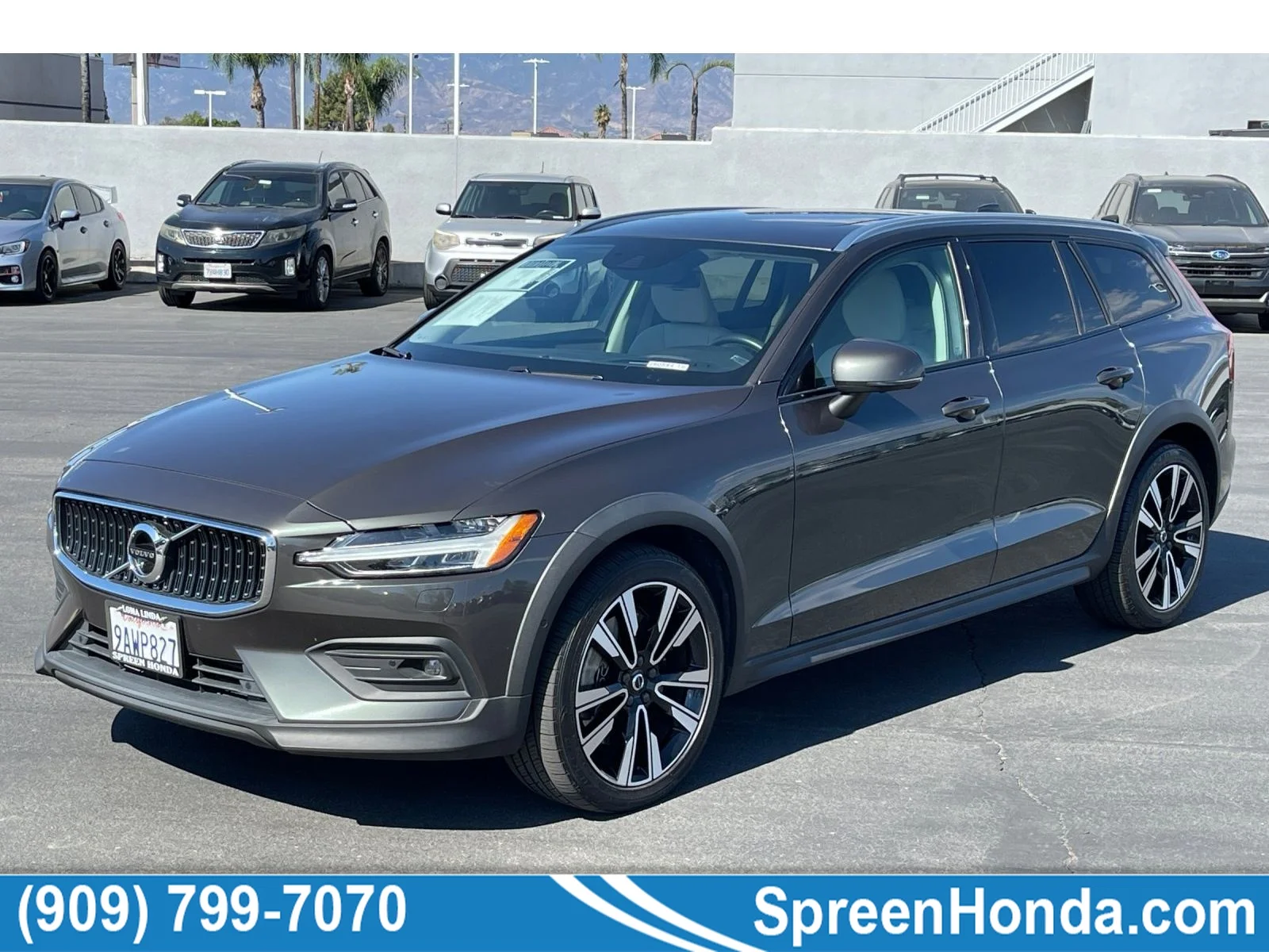 2022 Volvo V60 Cross Country