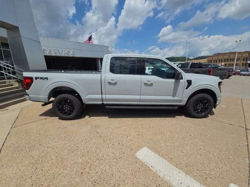 New 2026 Oxford White Ford F-250® XL image 8