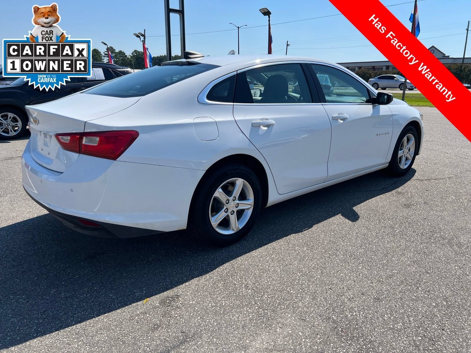 Used 2021 SUMMIT WHITE Chevrolet LS image 5