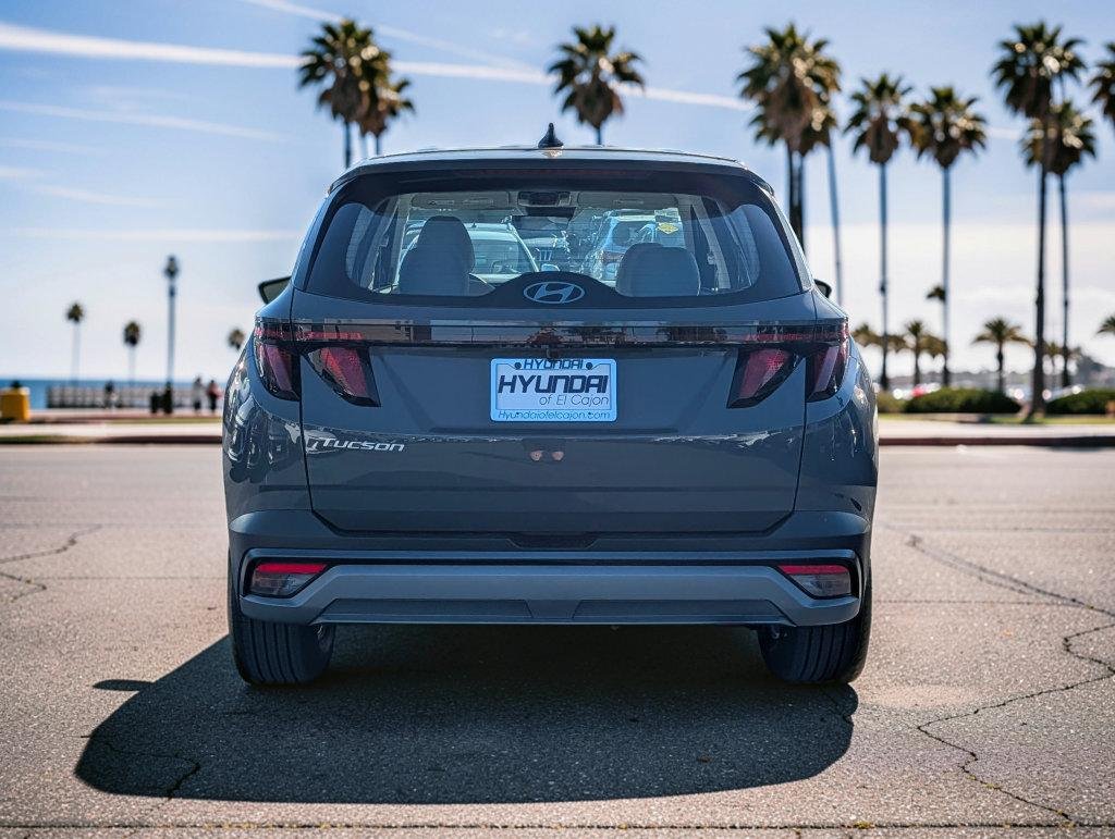 New 2026 Gray Hyundai SE FWD image 6