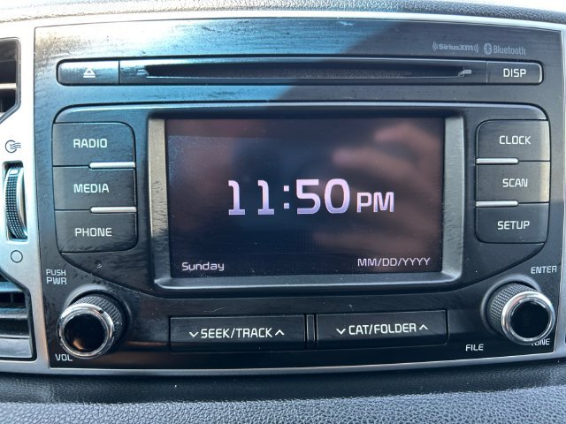 Used 2018 White Kia LX image 11