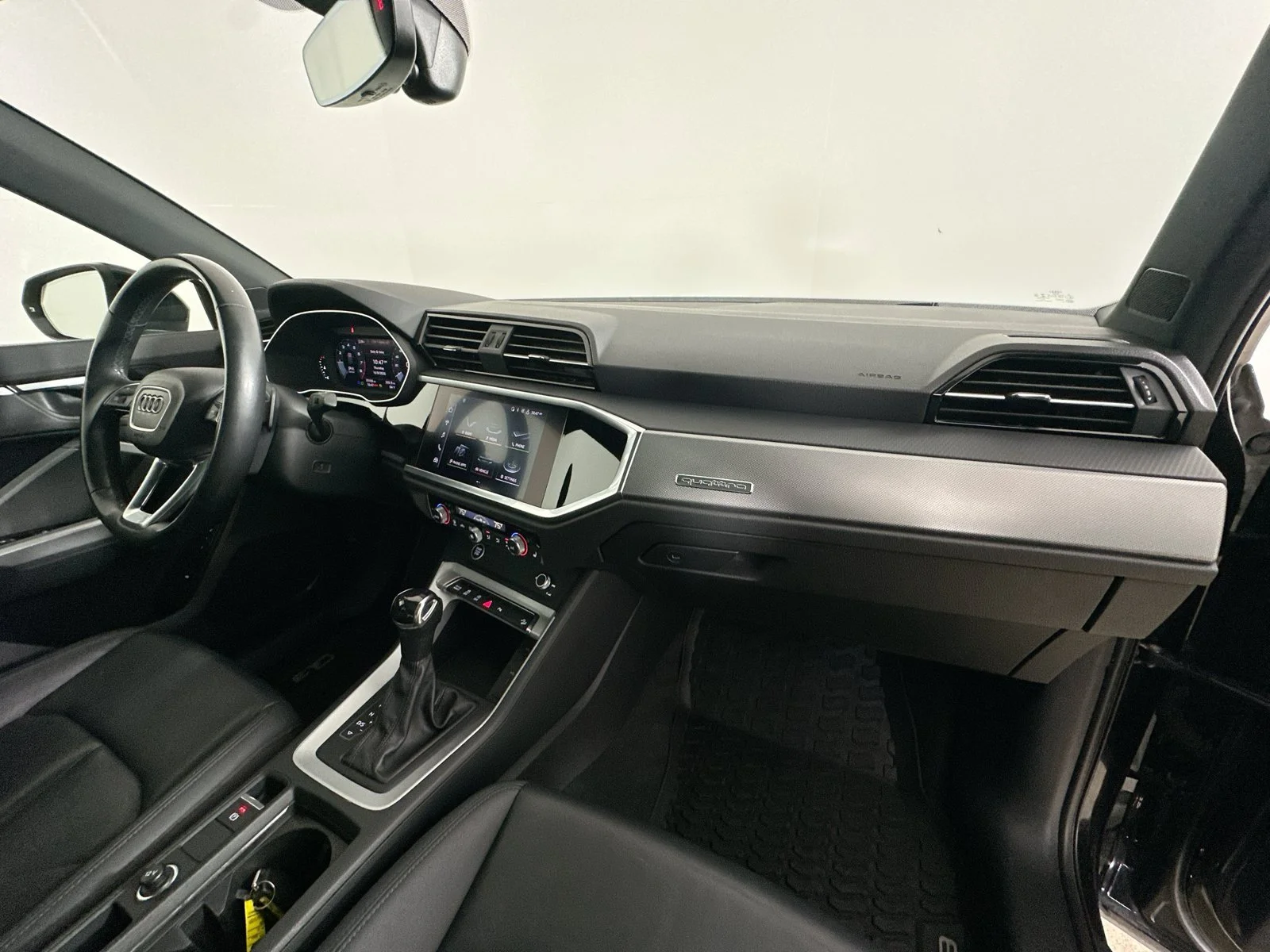Used 2022 Black Audi  image 48