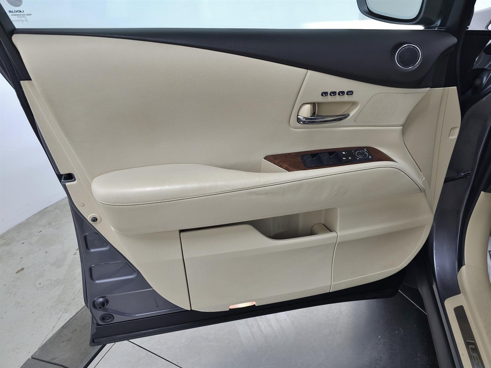 Used 2013 Nebula Lexus PREMIUM image 13