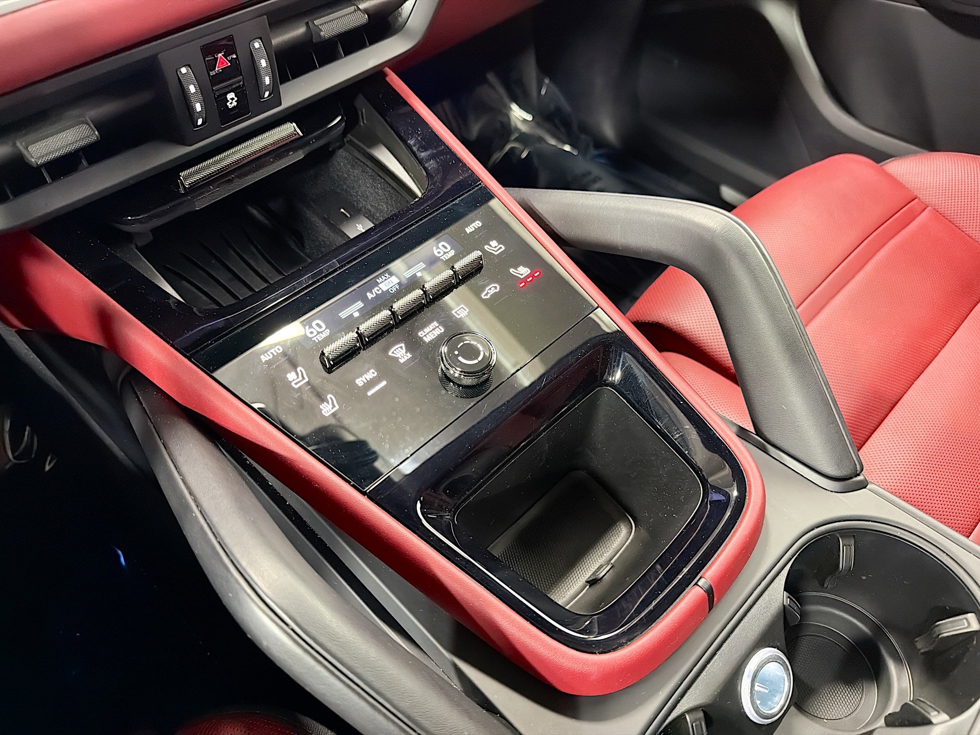 Certified Used 2024 Chalk Porsche  image 30