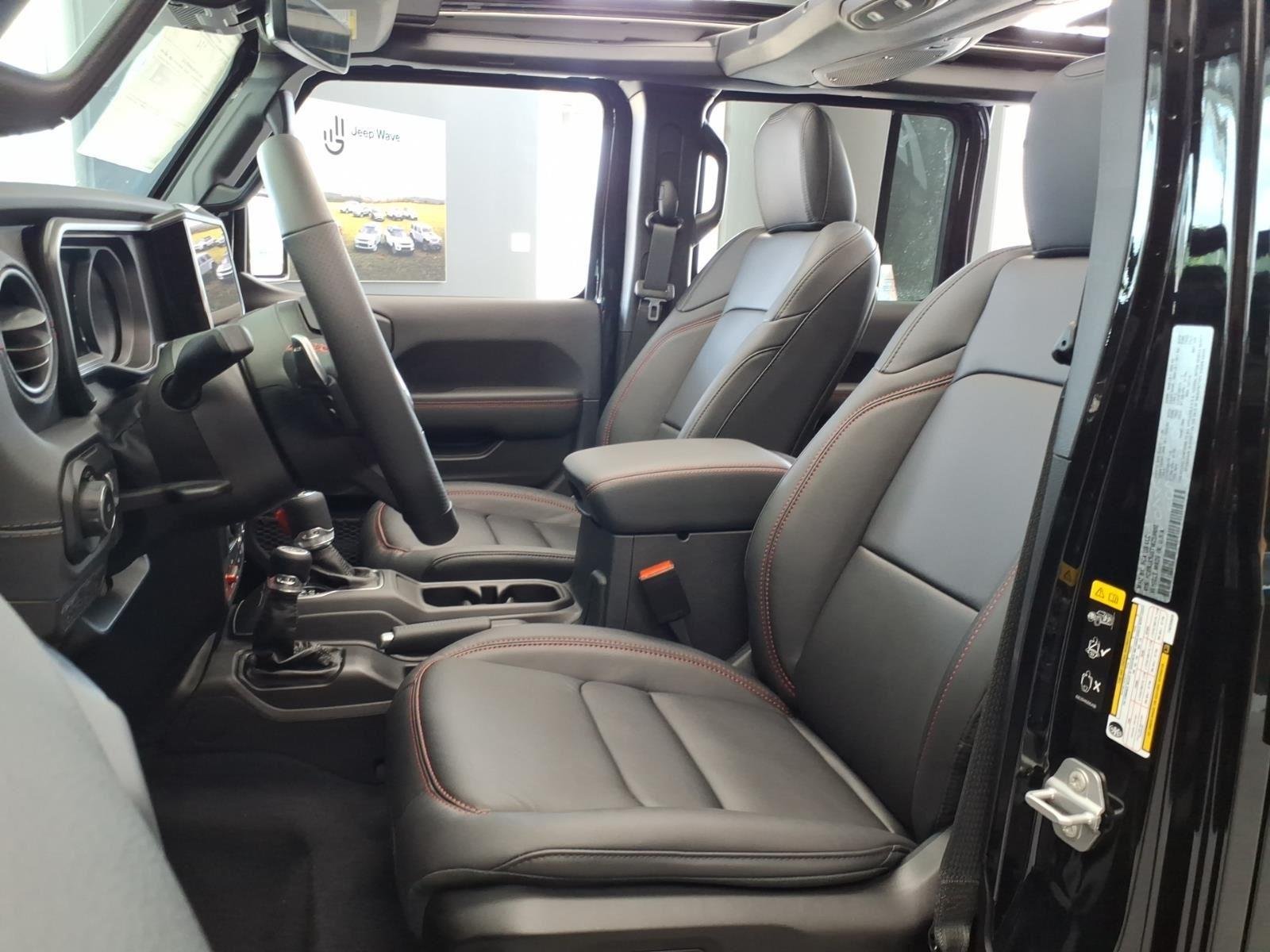 New 2026 Black Clear-Coat Exterior Paint Jeep  image 22