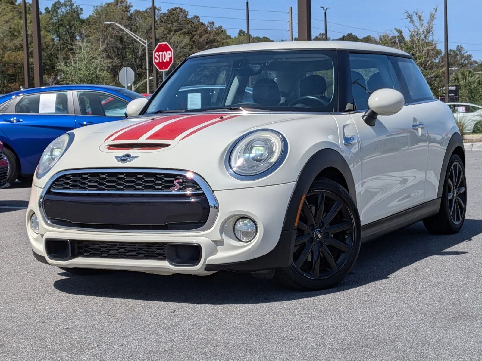 2014 MINI Cooper S's photo