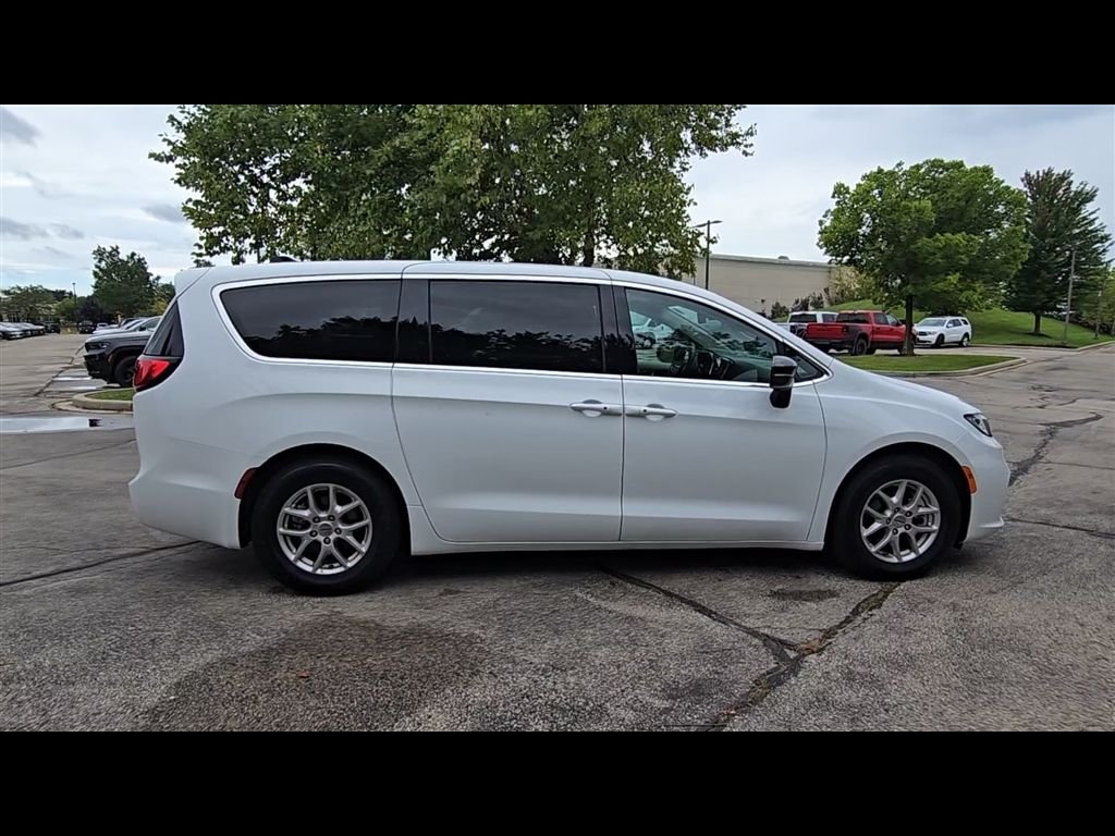 Certified Used 2024 White Chrysler Touring L image 11