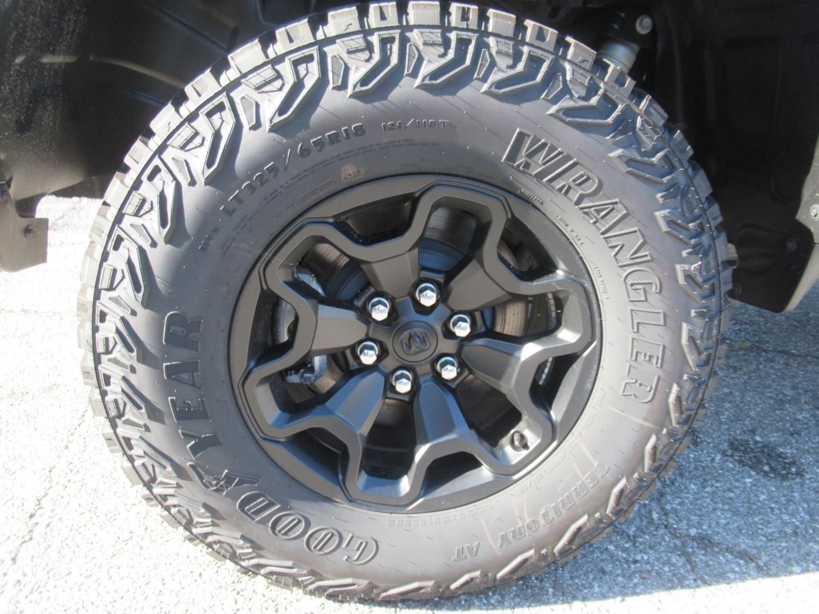 New 2026 Bright White Clear-Coat Exterior Paint RAM RHO image 8