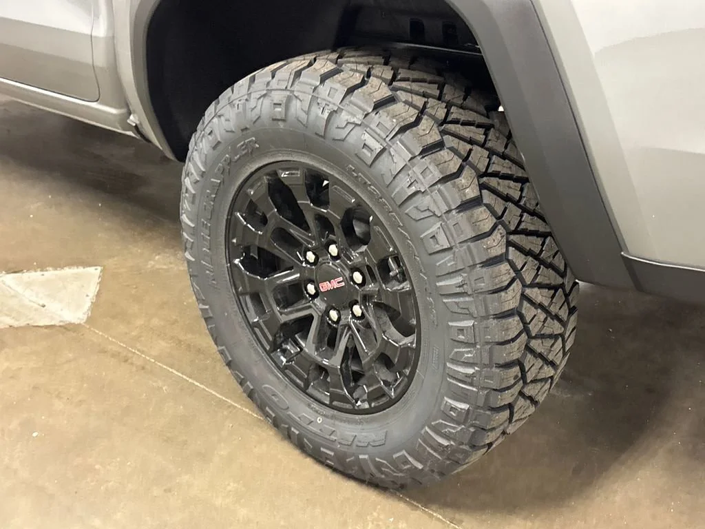 2026 GMC Canyon Elevation - Photo 13