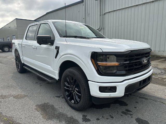 New 2026 Oxford White Ford XLT image 12