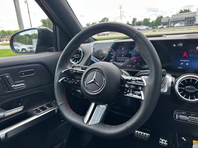New 2026 MANUFAKTUR Patagonia Red Metallic Mercedes-Benz GLB 250 image 69