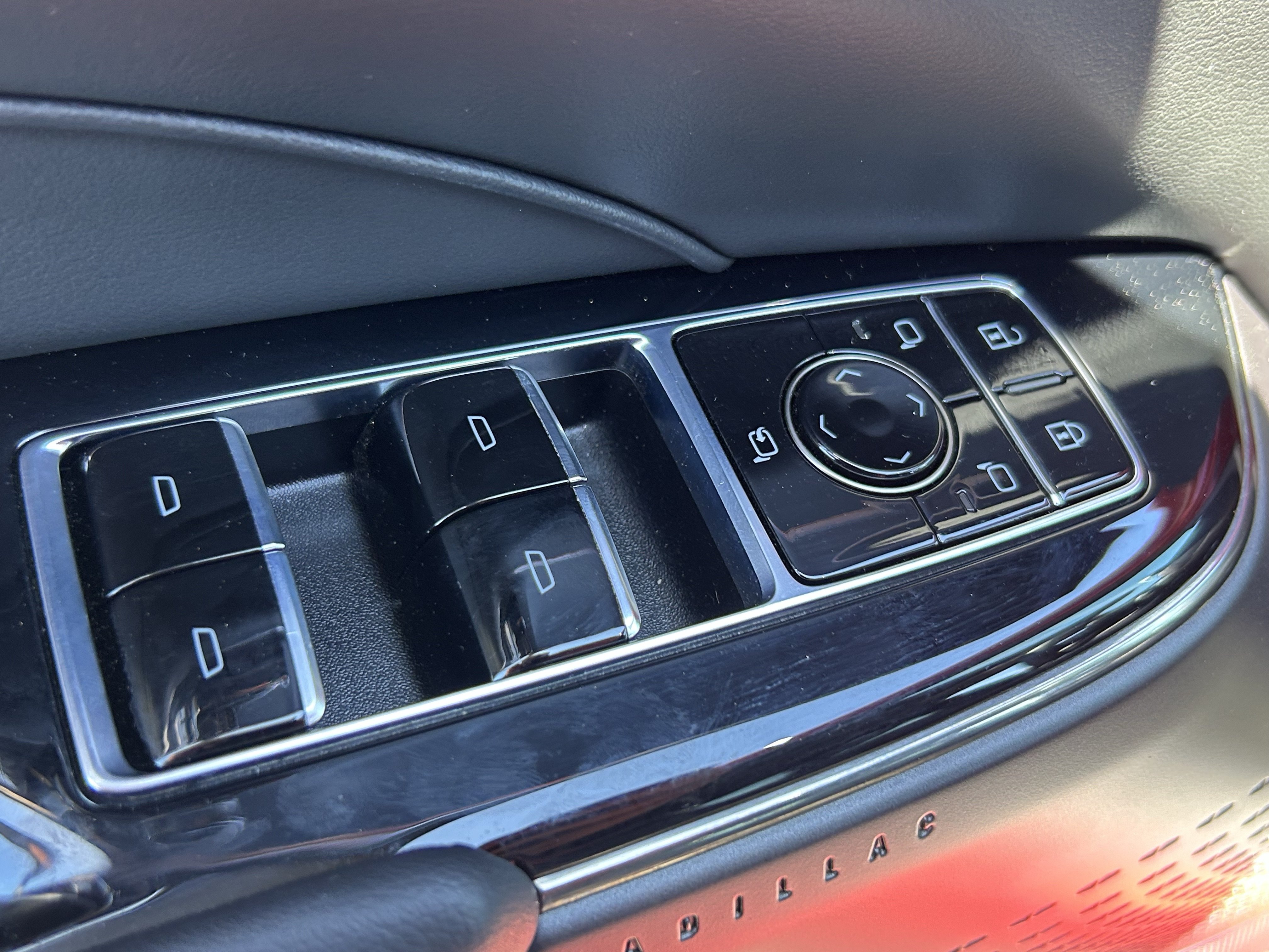 2024 Cadillac LYRIQ Sport 1 - Photo 28