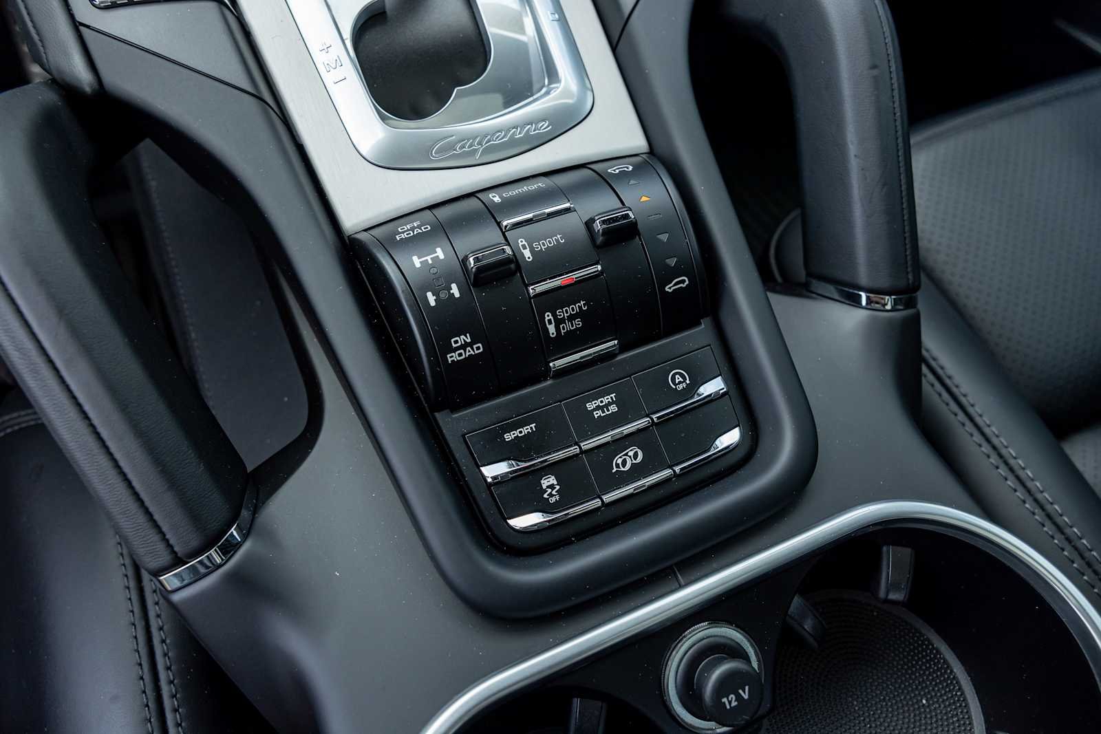 Used 2016 Jet Black Metallic Porsche GTS image 25