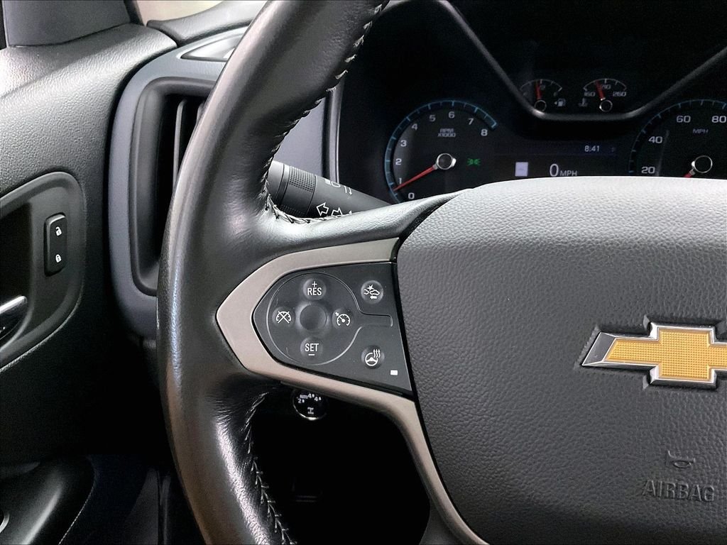 Used 2022 White Chevrolet Z71 image 23