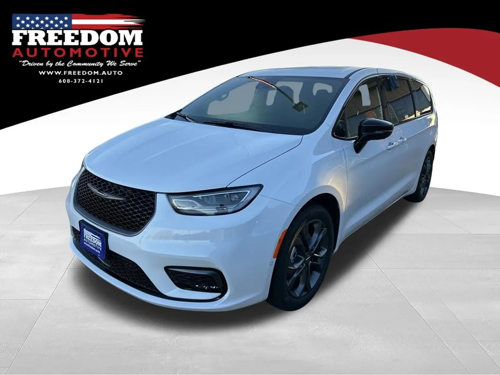 2026 Chrysler Pacifica