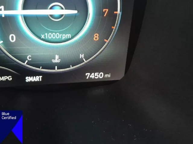 Used 2023 Black Hyundai SEL image 20