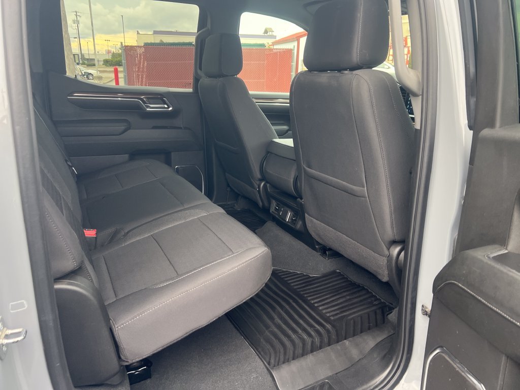 Used 2024 Gray Chevrolet LT image 24